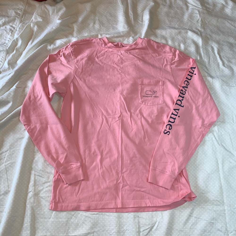 Pink vineyard vines long sleeve shirt